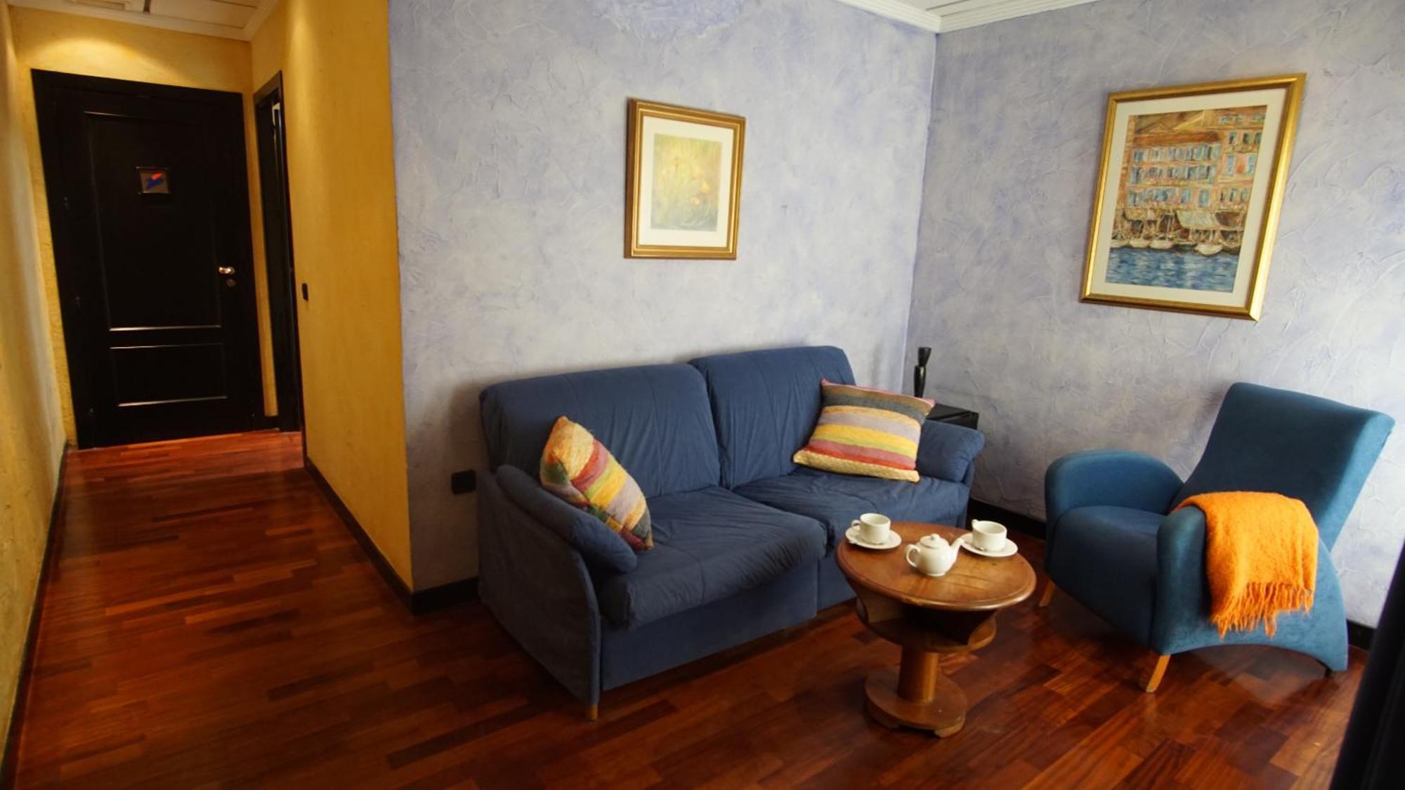 Hotel Tikar Garrucha Buitenkant foto